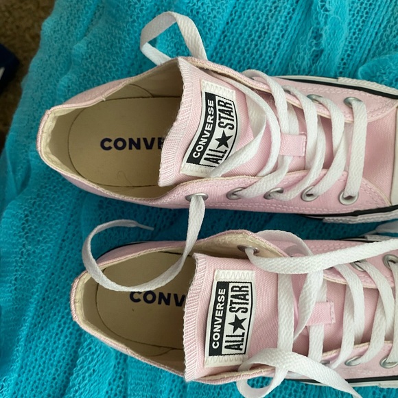 converse - Picture 3 of 4